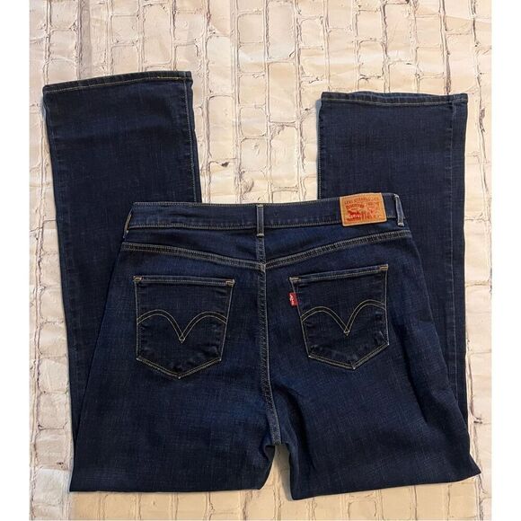 Levi's Women's Size 10 Classic Bootcut Jeans Dark Wash Denim Western Trendy - Picture 7 of 12